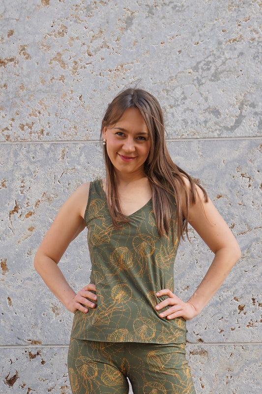 Top Ruby W.E.T. WET by Ines Schneider